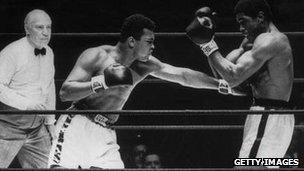 Muhammad Ali fights Ernie Terrell in 1967