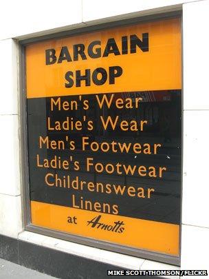 Bargain shop sign with random apostrophes