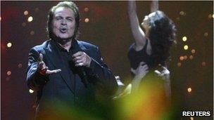 Engelbert Humperdinck performing in the Eurovision final 2012