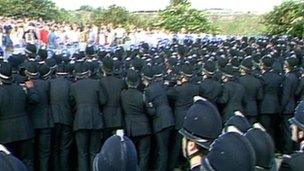 Scene from Orgreave, 18 June 1984