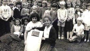 Silver jubille capsule