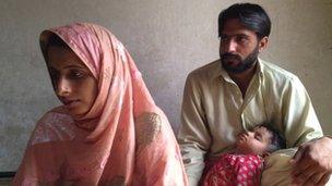 Nasara and Mohammed Ashfaq with their daughter Yasmeen