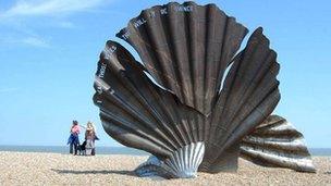 Scallop by Maggi Hambling, Aldeburgh