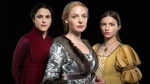 Lady Margaret Beaufort (AMANDA HALE), Elizabeth Woodville (REBECCA FERGUSON), Anne Neville (FAYE MARSAY)