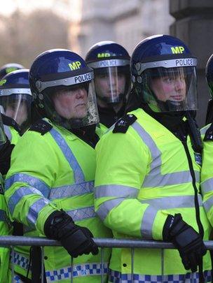 Police line during student protests, 24/10/11