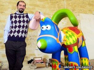 Carosello Gromit with artist Giuliano Carapia