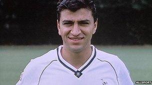 Nayim in a Tottenham shirt