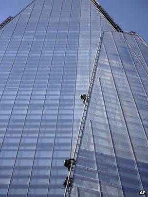 Shard climbers