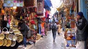 Street market in the Medina of Tunis, Tunisia