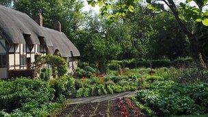 Anne Hathaway's cottage