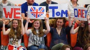 Tom Daley fans