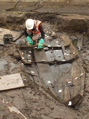 Medieval boat on the River Chet, Loddon