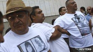 Roma activists outside courthouse in Budapest, 6 Aug 13