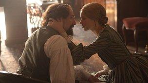 Ralph Fiennes and Felicity Jones in The Invisible Woman