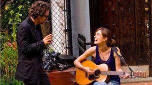 Mark Ruffalo and Keira Knightley in Can a Song Save Your Life?