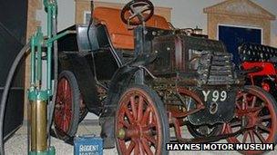 1898 Daimler Wagonette