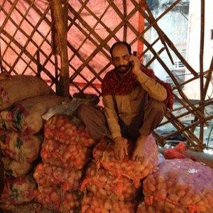 Vendors are having to guard their stocks of onions from thieves