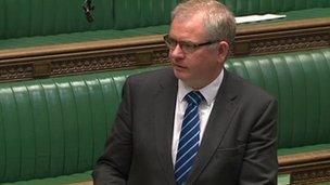 Tom Harris introducing his bill in the House of Commons