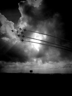 Red Arrows/Pic: Angie Brown