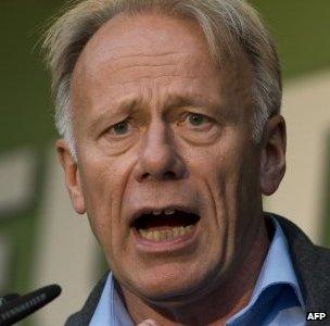 The main candidate of the Green Party Juergen Trittin addresses an election rally in Berlin on 20 September, 2013.