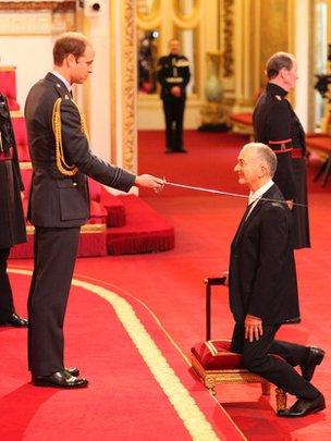 Prince William knights Tony Robinson