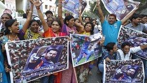 India fans celebrate the career of Sachin Tendulkar