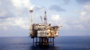 Oil platform