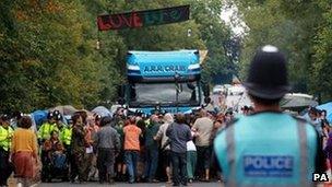 Anti-fracking protesters block lorry at Balcombe on 12 September 2013