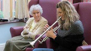 Manchester Camerata musicians are taking part in music therapy sessions in care homes