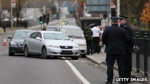 Jurors visit the scene of the shooting