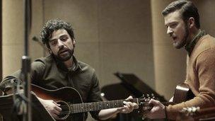 Oscar Isaac and Justin Timberlake in Inside Llewyn Davis