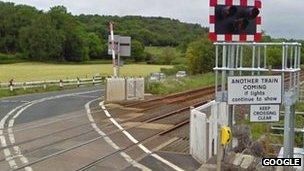 The level crossing in Silverdale