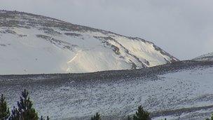 Maoim-sneachda