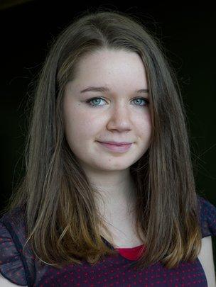 Sarah NicDhòmhnaill