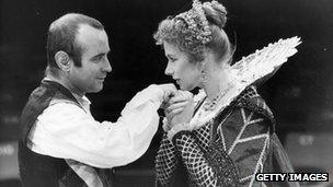 Dame Helen Mirren and Bob Hoskins in The Duchess of Malfi