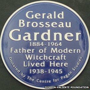 Gerald Gardner blue plaque