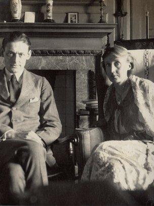 Virginia Woolf with TS Elliot