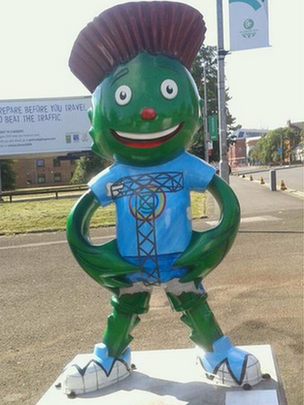games mascot clyde