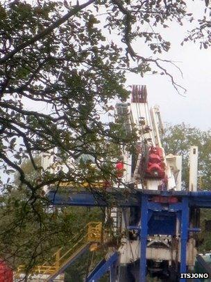 Drilling rig at Horse Hill