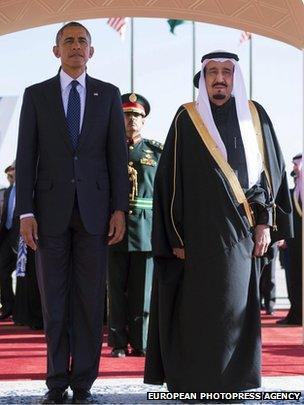 US President Barack Obama (left) and new Saudi King Salman bin Abdul Aziz in Riyadh, Saudi Arabia, on 27 January 2015