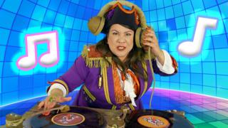 Captain Captain, Gem, Cook and Line sing a Swashbuckle song!