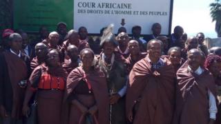 Legal victory for Kenya hunter-gatherers - BBC News