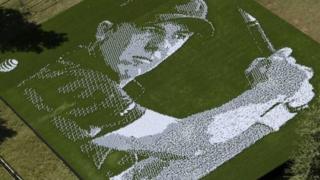 Jordan Spieth's image constructed using golf balls