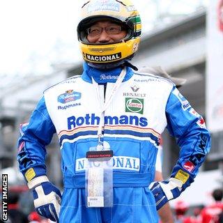 Japanese GP fan in Ayrton Senna suit