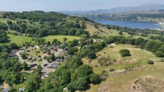 Llun Parc Gwyliau y Bala o'r awyr