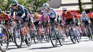 Riders at the 2026 Women's Tour Down Under