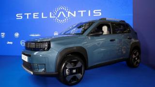 Car maker Stellantis says US tariffs have cost it €300m
