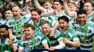Celtic players celebrate