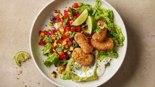 Scampi bowl with charred corn salsa
