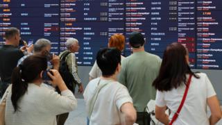 Moscow airports temporarily closed after Ukraine drone attacks